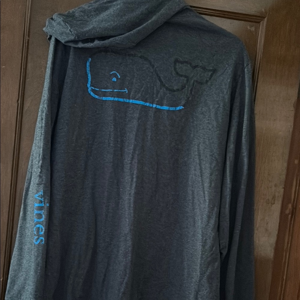 Vineyard Vines Gray Long Sleeve Tee with Whale Design